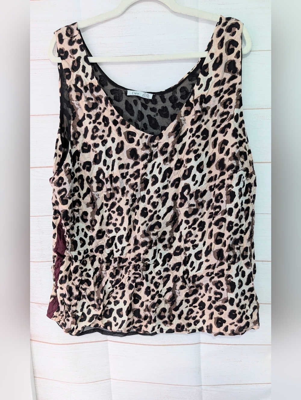 Dex Leopard 🐆🐆 Sleeveless Tank With Burgundy Accents On Each Side